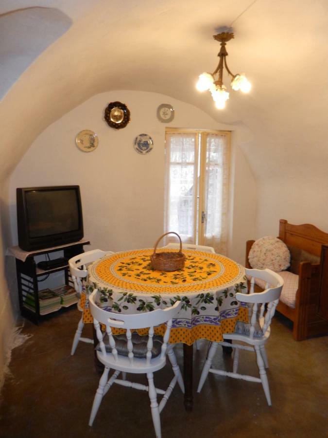 A Ca' Da Maigrana Apartment Olivetta Bagian luar foto